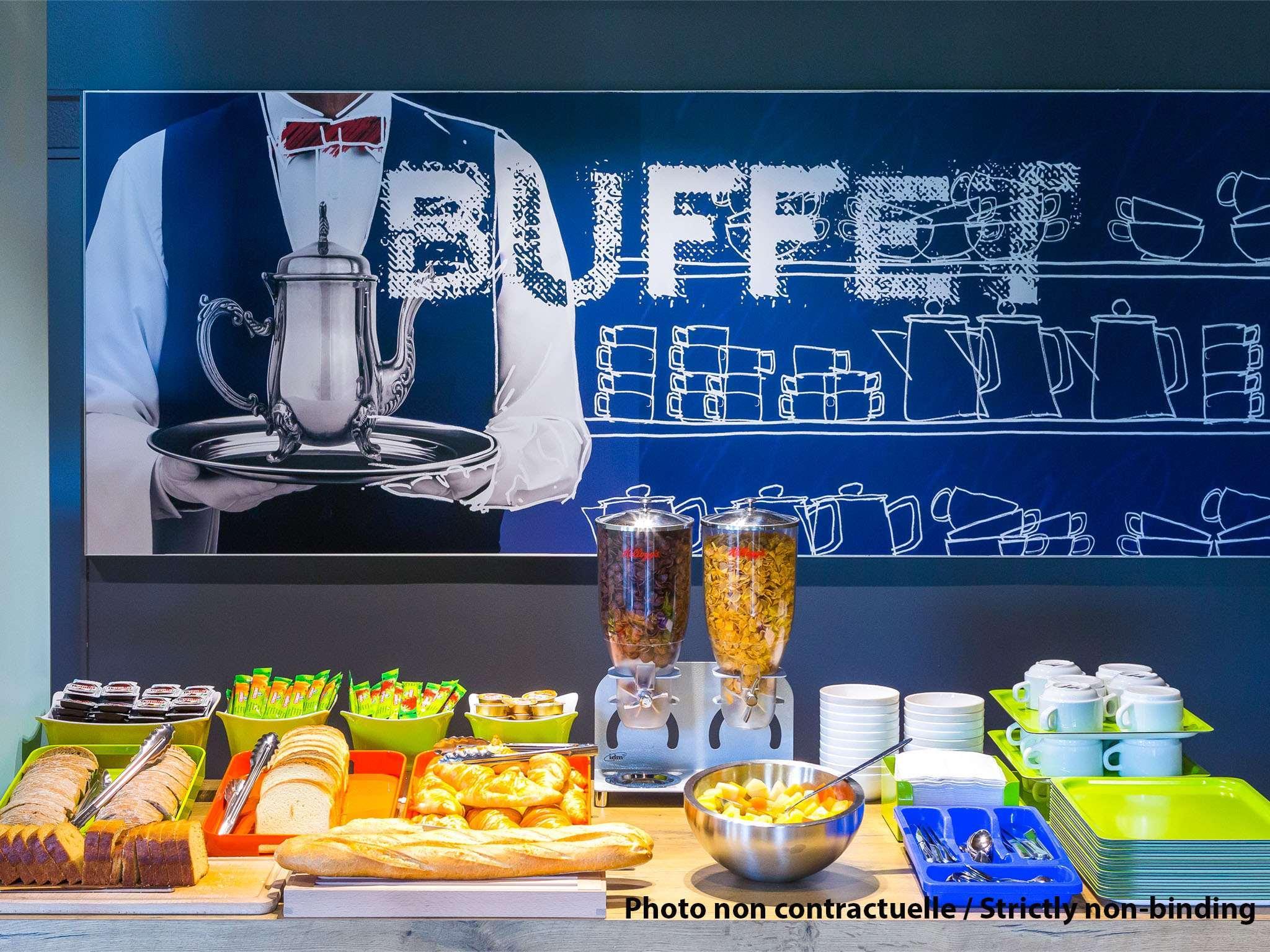 ibis budget Blumenau Buitenkant foto