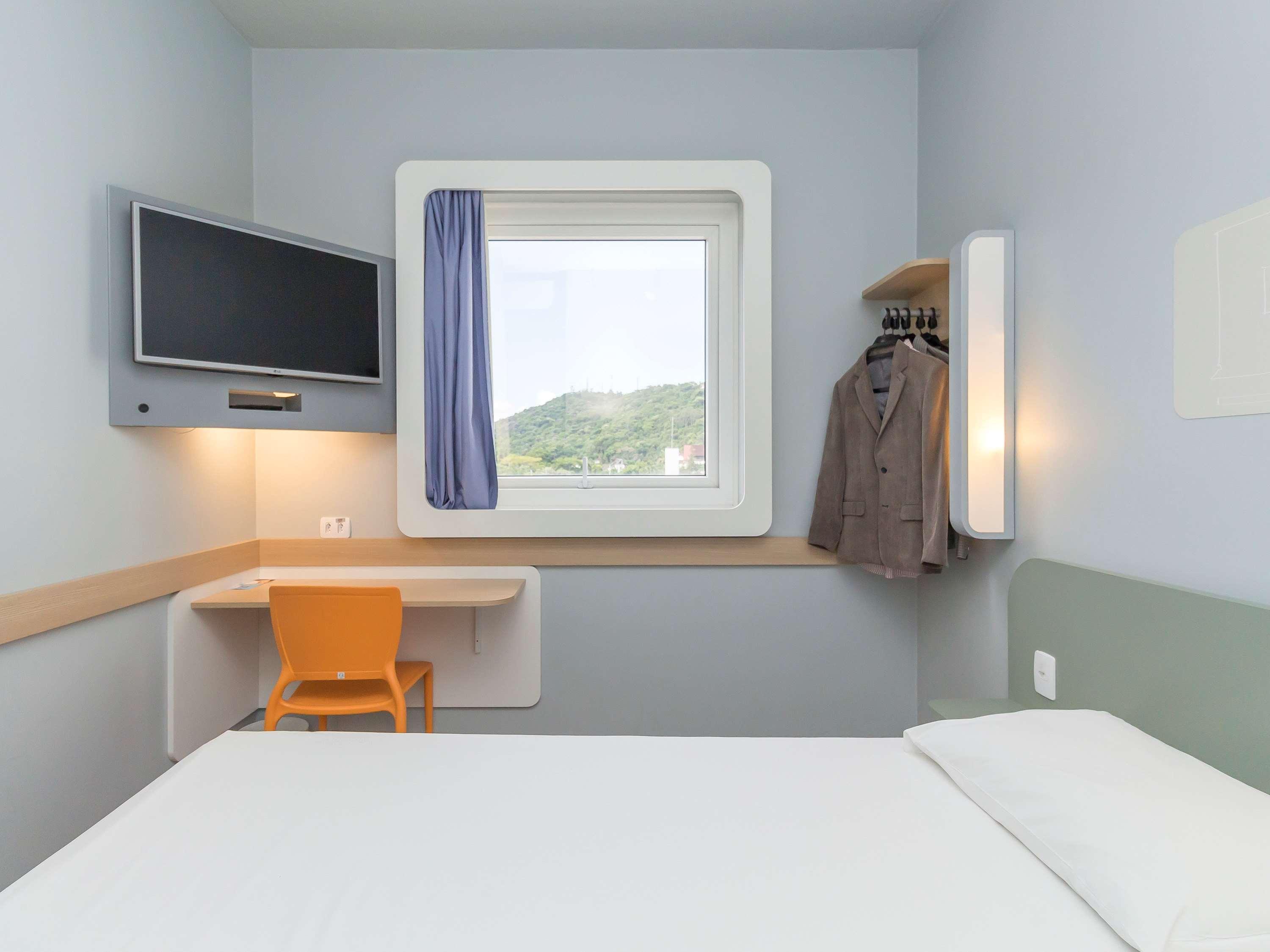 ibis budget Blumenau Buitenkant foto