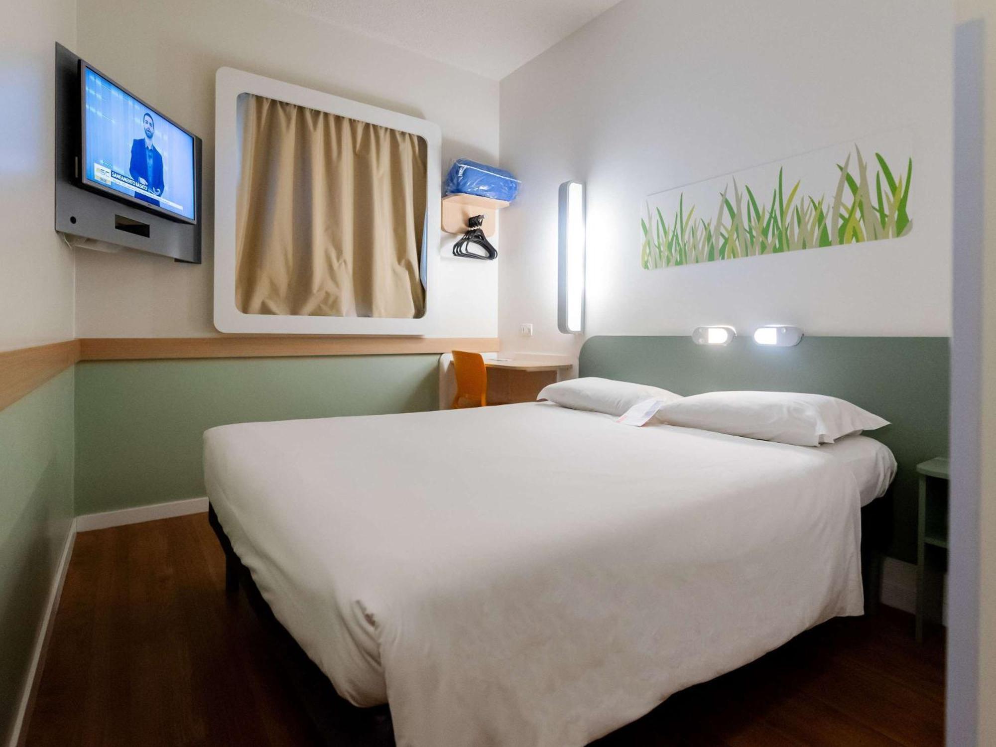 ibis budget Blumenau Buitenkant foto